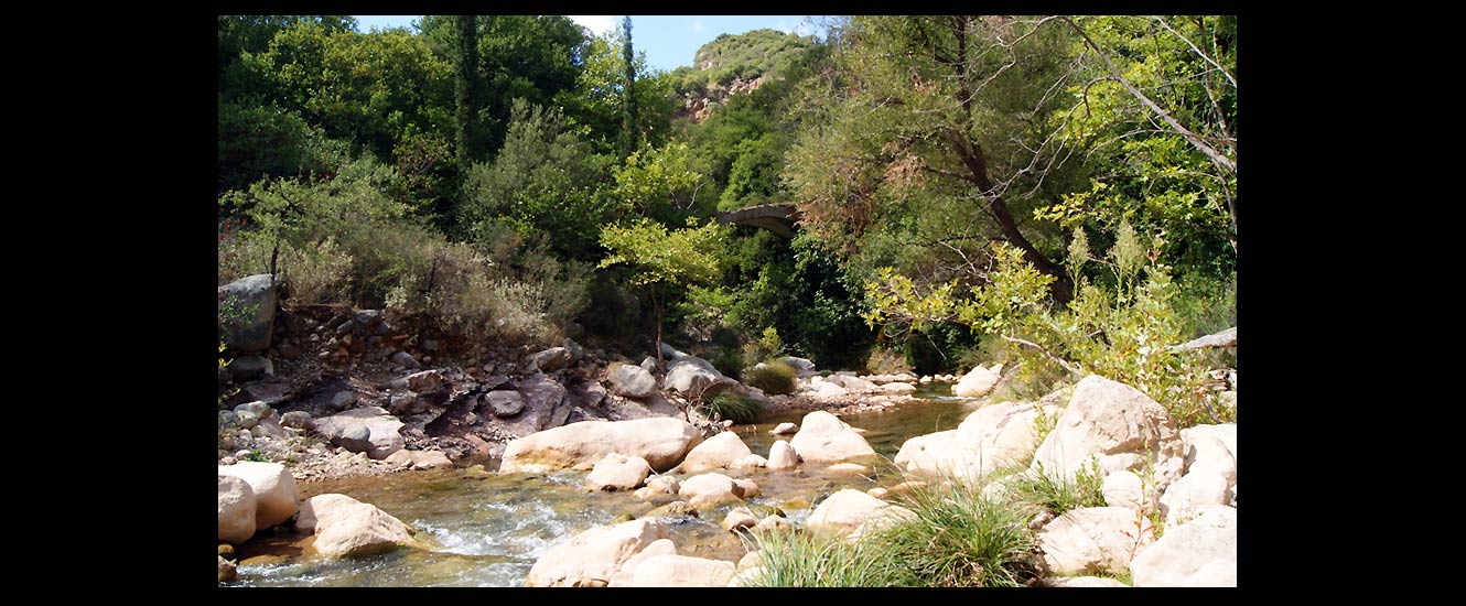 La cascade Néda Potamos