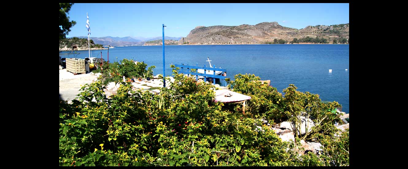 La plage Karathonas