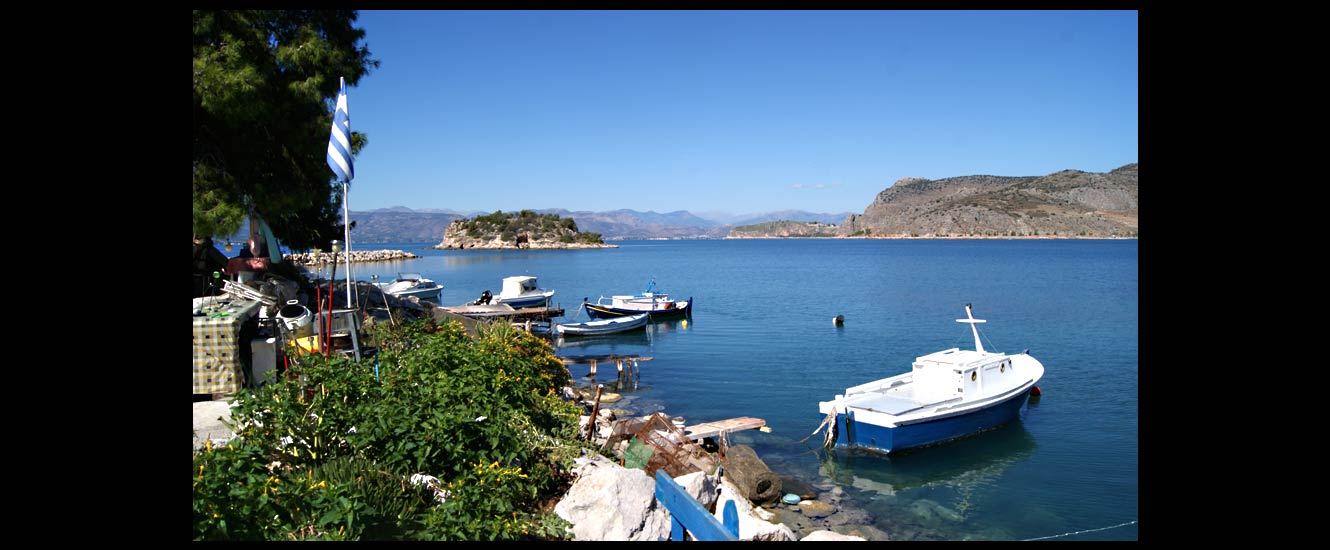 La plage Karathonas