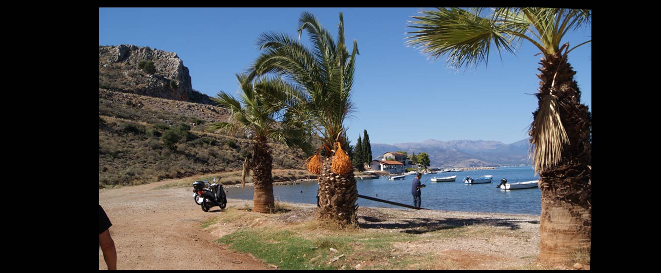 La plage Karathonas