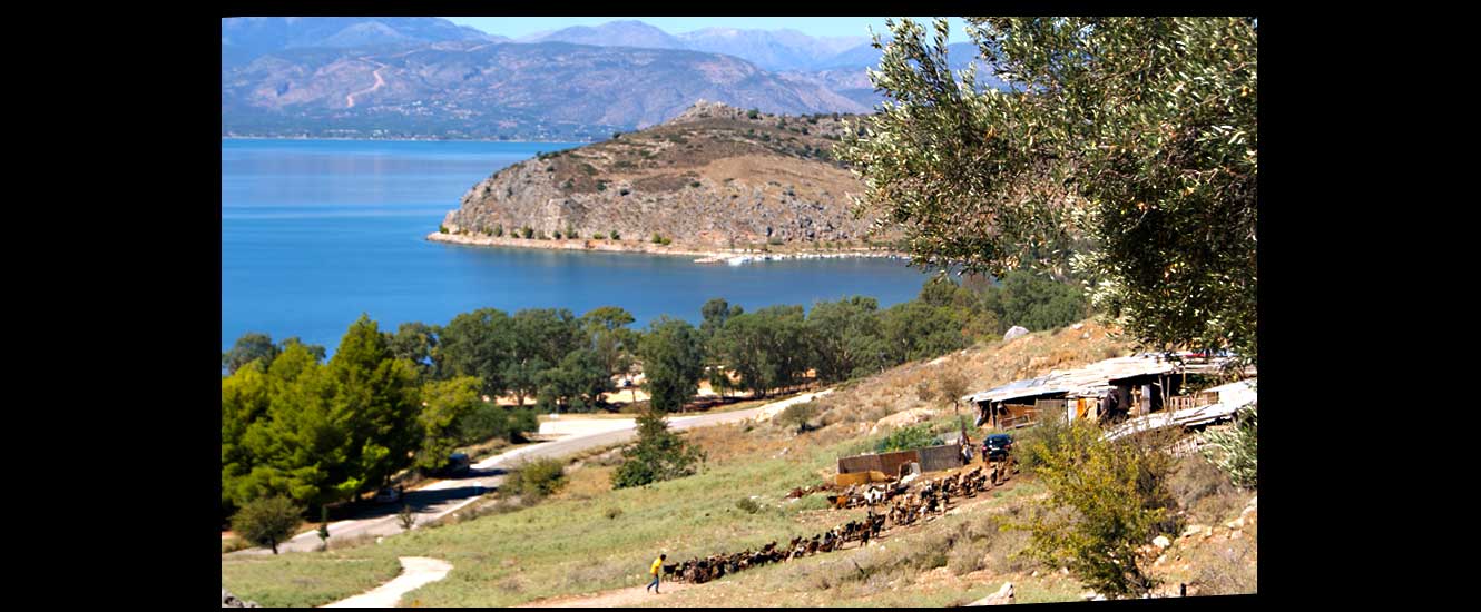 La plage Karathonas